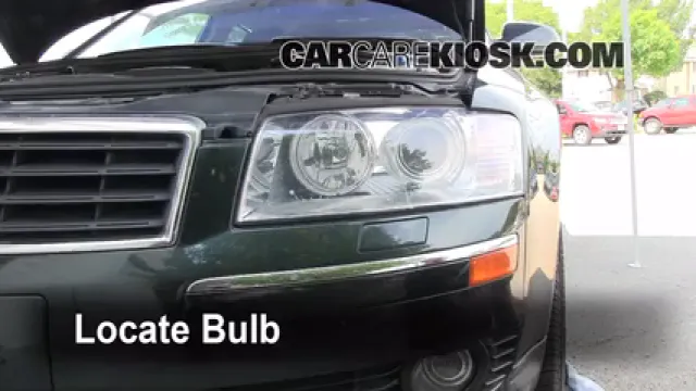 2004 Audi A8 Quattro L 4.2L V8 Lights Headlight (replace bulb)
